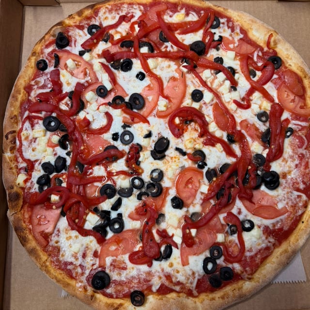 Xl Mediterranea Pizza.